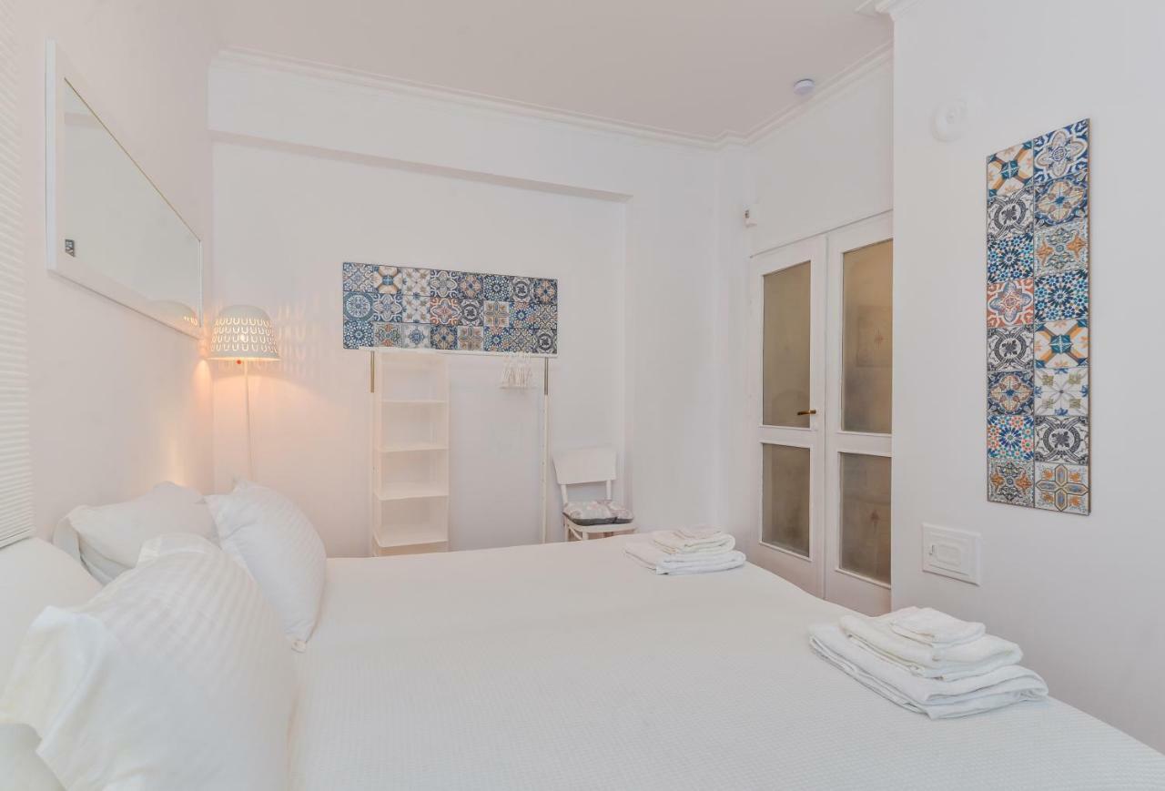The Charming Home - One Bedroom Top Central Apartment By Flat Mаnager Sofia Luaran gambar