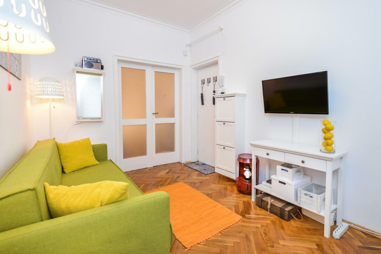 The Charming Home - One Bedroom Top Central Apartment By Flat Mаnager Sofia Luaran gambar