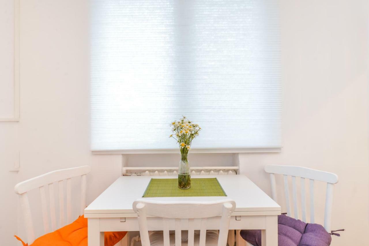 The Charming Home - One Bedroom Top Central Apartment By Flat Mаnager Sofia Luaran gambar